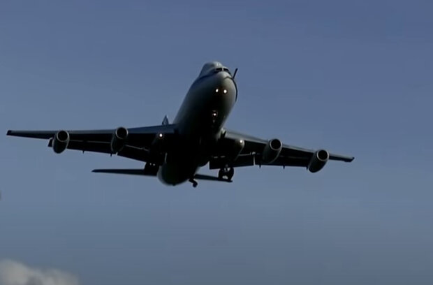 В России разворовали "самолет судного дня"