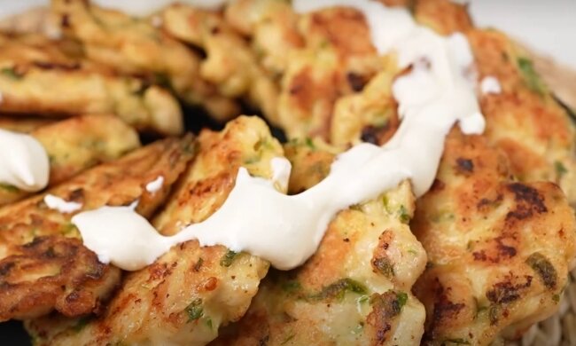 Куриные котлеты, кадр из видео