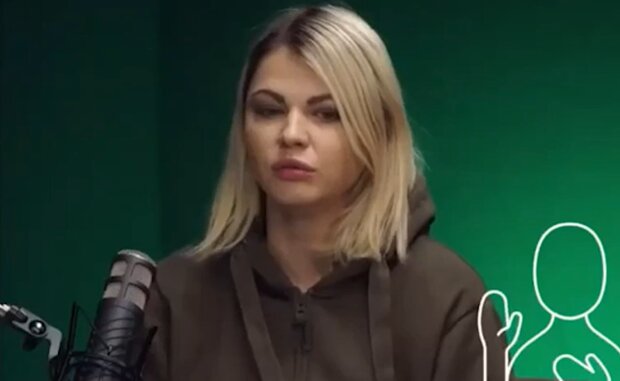 Анна Мартинюк, кадри з інтерв'ю