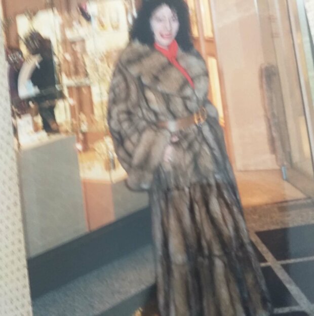 рідна сестра Геннадія Кернеса