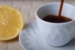 Кава з лимоном