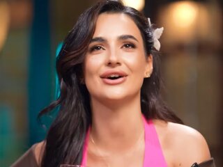 Анна Тринчер, кадр из интервью