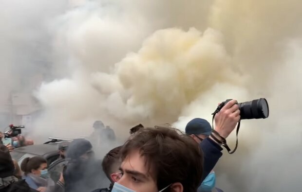 протести під Конституційним судом України
