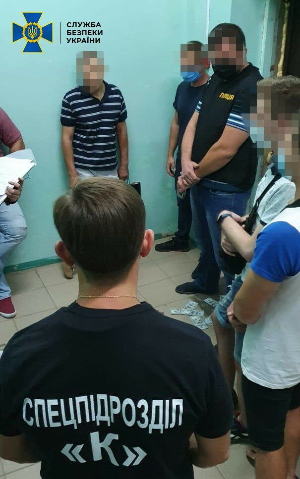 Чиновник Мінветеранів хотів обдерти пораненого бійця