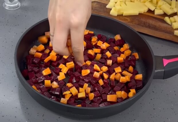 Приготовление винегрета, кадр из видео