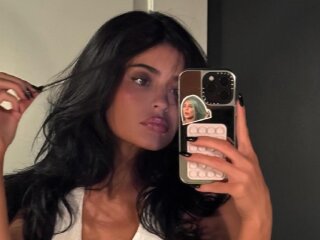 Кайлі Дженнер