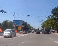 дороги в Украине, иллюстративное фото, скриншот с видео