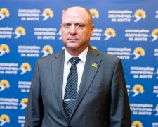 Анатолій Бурмич