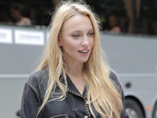 Оля Полякова