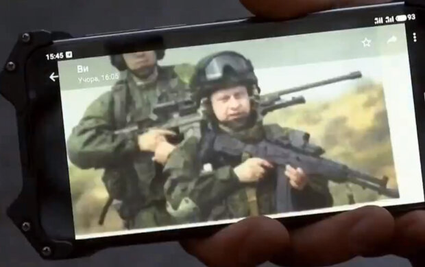 В украинские учебники вставили фото российских солдат