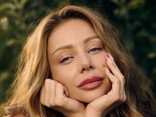 Тина Кароль