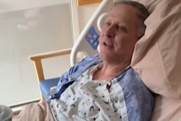 Кадр із відео з хворим батьком