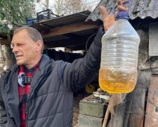 Українець створив бензин з пластику