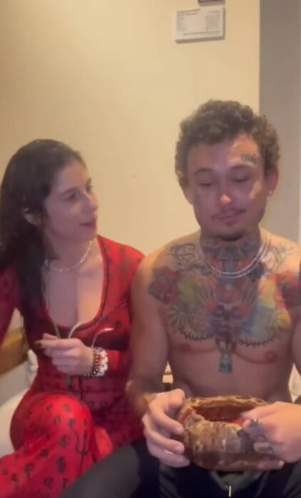 Скрин публікації Адель Асанті