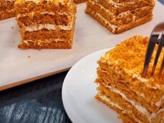 Медовик, кадр из видео