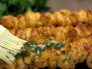 Куриный шашлык, кадр из видео