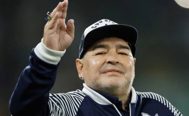 Диего Марадона