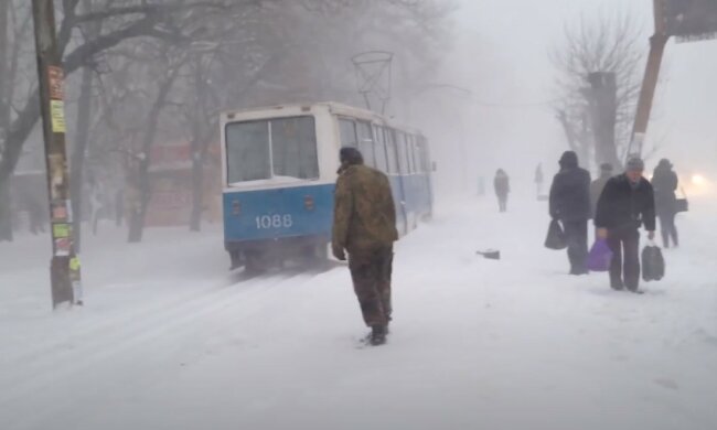 сильный снегопад