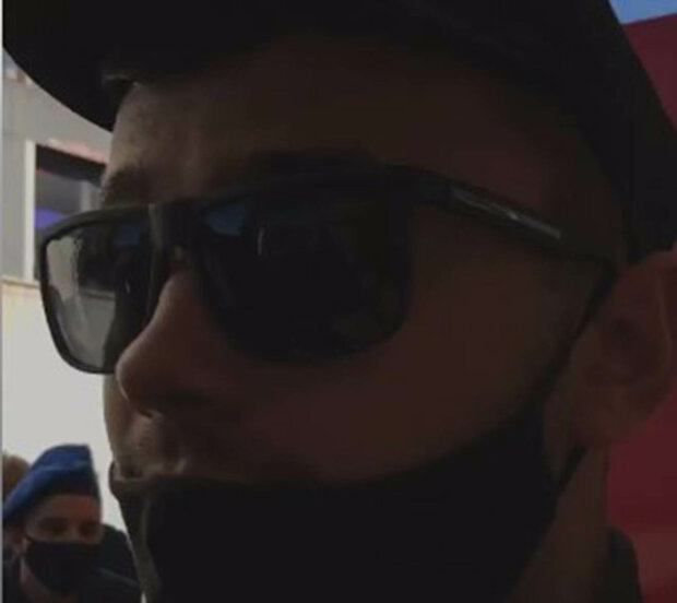 поліцейські відпустили крадіїв та затримали активістів