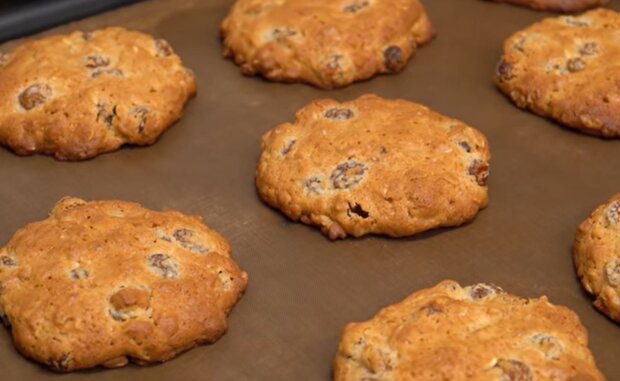 Овсяное печенье, кадр из видео