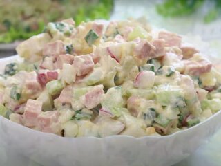 Дачное оливье, кадр из видео