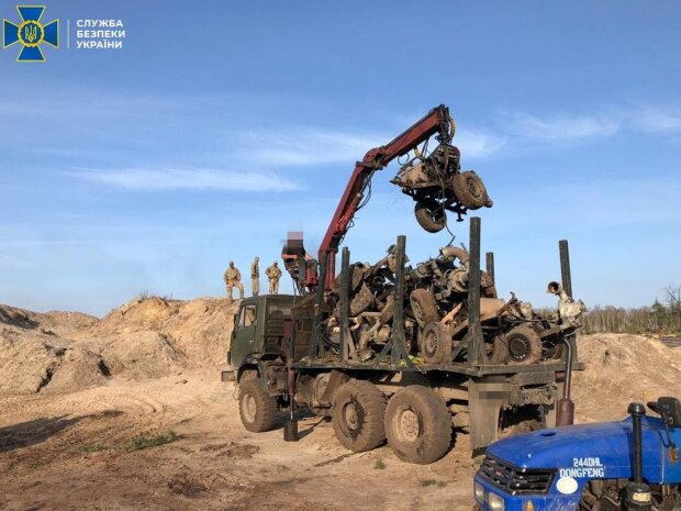 СБУ змело намивачів бурштину