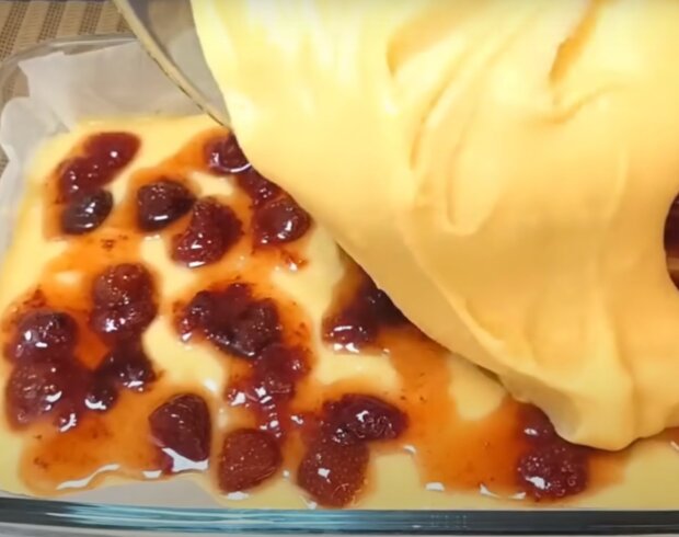 Пирог с вареньем, кадр из видео