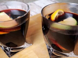 Глинтвейн, скриншот из видео