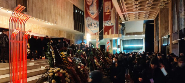 прощание с Геннадием Кернесом