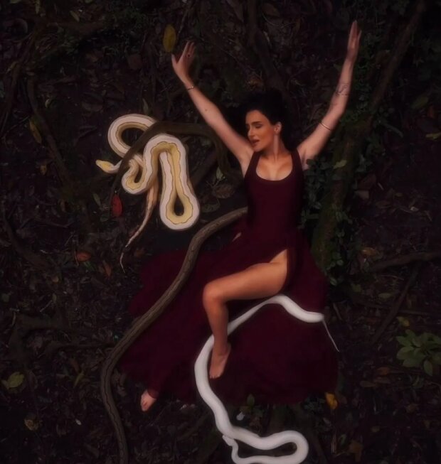 Скрин пубилкации Анны Тринчер