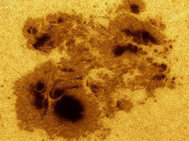 сонячна пляма