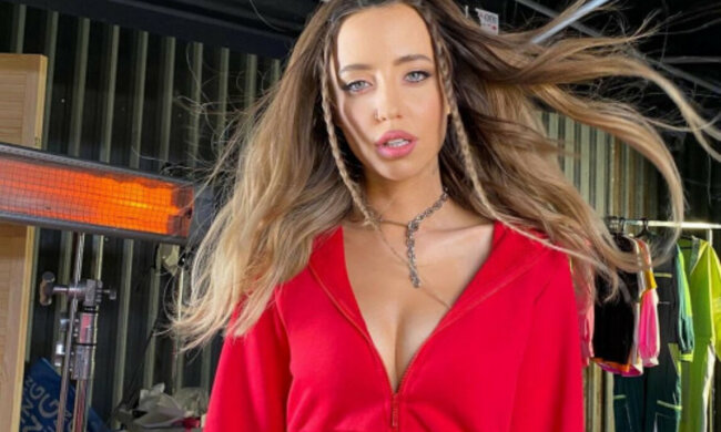 Надя Дорофеева