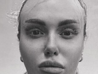 Слава Каминская