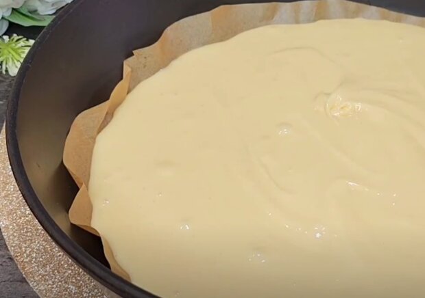 Приготовление пирога, кадр из видео