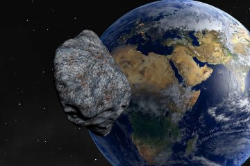 астероїд летить до землі