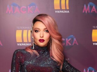 Оля Полякова