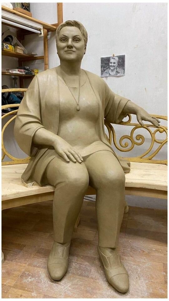 Пам'ятник Марині Поплавській