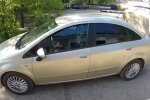 Тонированный автомобиль: скрин с видео
