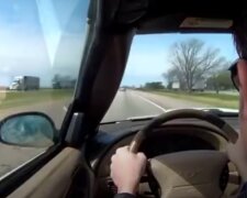 Водій автомобіля