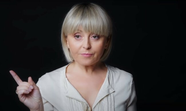 Анжеліка Варум