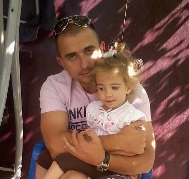 Саша Матвієнко з загиблим батьком-прикордонником