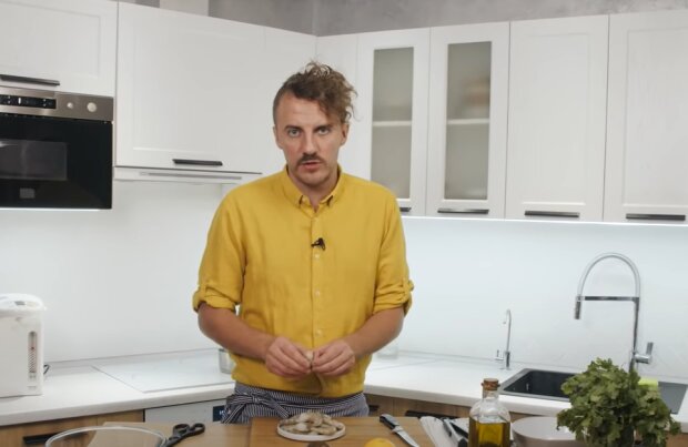 Евгений Клопотенко, скриншот из видео