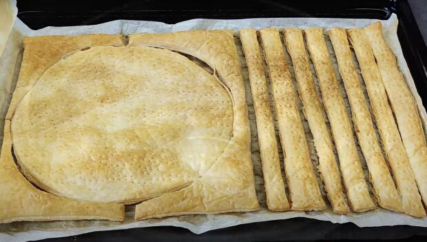 Приготування пирога, кадр з відео