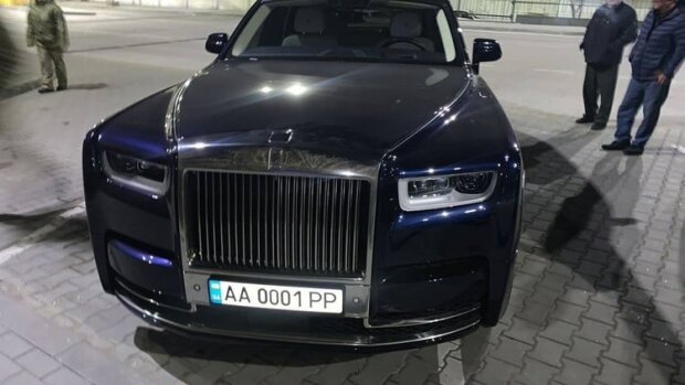 На кордоні затримали Rolls-Royce родички Дмитра Мєдвєдєва