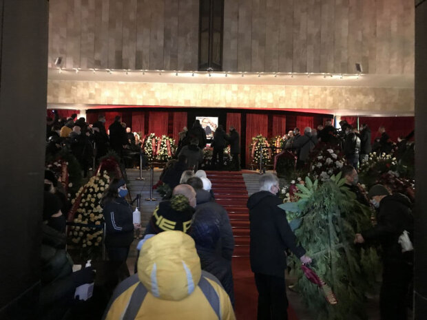 прощание с Геннадием Кернесом