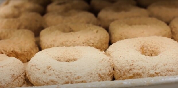 виробництво пончиків