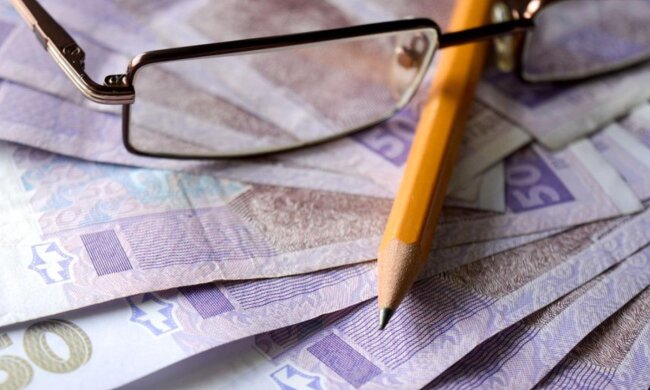 Деньги, пенсии, выплаты