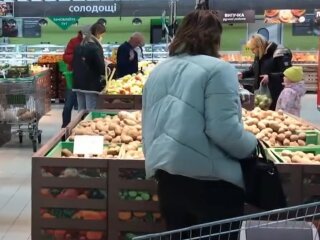 Супермаркет: скрін з відео