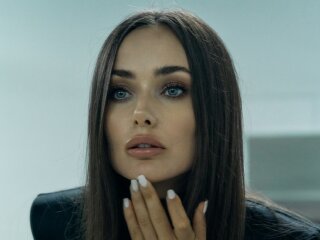 Ксения Мишина