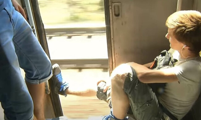 Укрзализниця будет погашать свои долги за счет простых украинцев